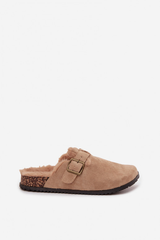 Chinelos Tamancos Feminino aquecimento com pelo por dentro com fivelas bege Sylisse Chinelos Tamancos Feminino aquecimento com pelo por dentro com fivelas bege Sylisse