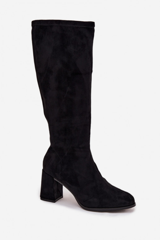 botas femininas com saltode camurça ecológicau cor preta Yelisse botas femininas com saltode camurça ecológicau cor preta Yelisse