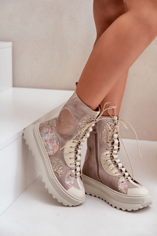 Pele Sapatos de camurça com uma plataforma aquecimento Tem que serciejka 06565-04 bege Pele Sapatos de camurça com uma plataforma aquecimento Tem que serciejka 06565-04 bege