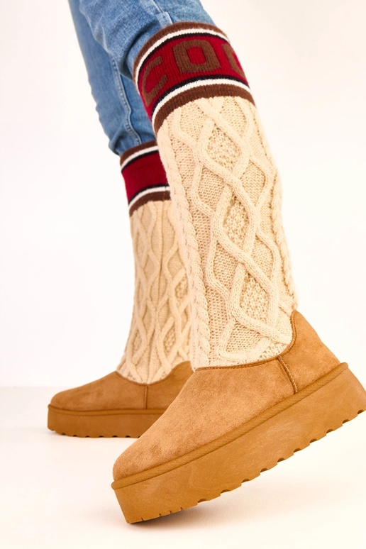 Botas de neve marrons com plataforma... Botas de neve marrons com plataforma...