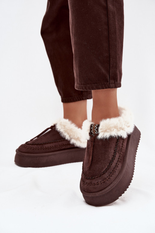 Botas de neve Feminino com um casaco de pele com uma plataforma CzekoladoParae Rosmira Botas de neve Feminino com um casaco de pele com uma plataforma CzekoladoParae Rosmira