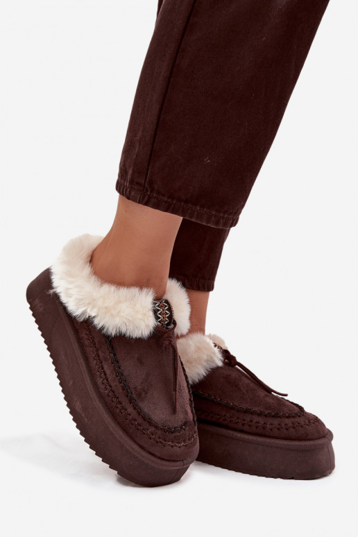 Botas de neve Feminino com um casaco de pele com uma plataforma CzekoladoParae Rosmira Botas de neve Feminino com um casaco de pele com uma plataforma CzekoladoParae Rosmira