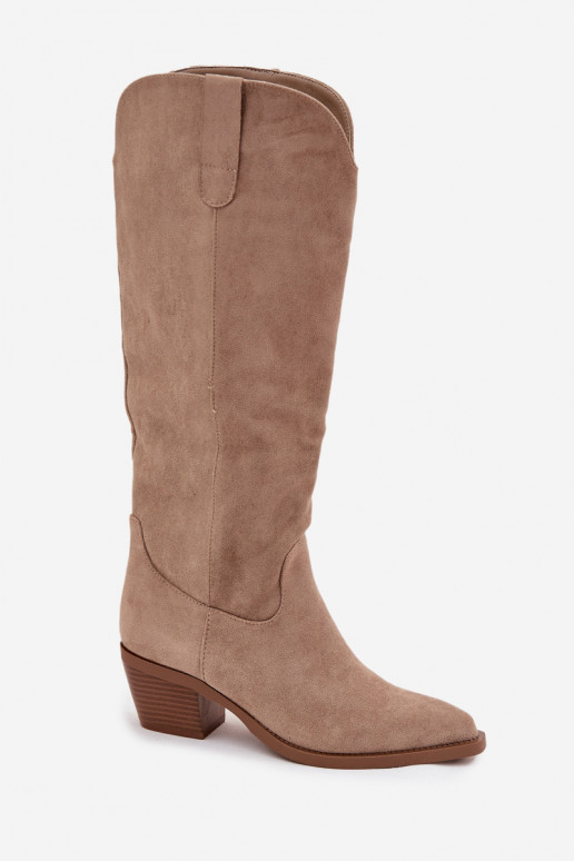 botas estilo vaqueiro Feminino com saltode camurça ecológicau bege Esmira botas estilo vaqueiro Feminino com saltode camurça ecológicau bege Esmira