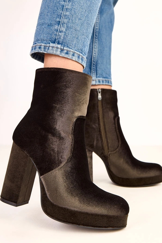 Botins verdes brilhantes de salto Asanda Botins verdes brilhantes de salto Asanda