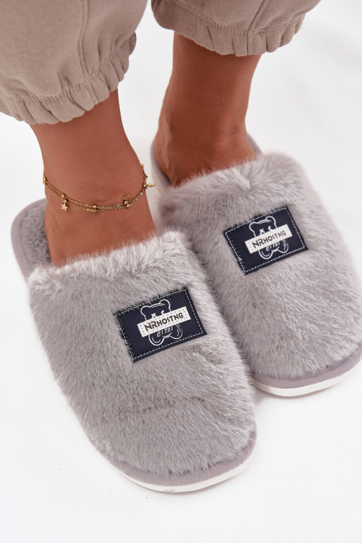 sapato caseiro Chinelos Feminino com um casaco de pele cor cinza Tem que serelis sapato caseiro Chinelos Feminino com um casaco de pele cor cinza Tem que serelis