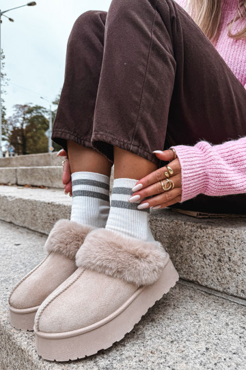 Botas de neve Feminino com uma plataforma com um casaco de pele I Haftem bege Querina 2