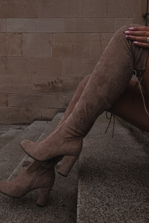 botas femininas com salto bege Xamarin