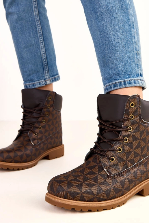 Botas de trabalho pretas e marrons... Botas de trabalho pretas e marrons...