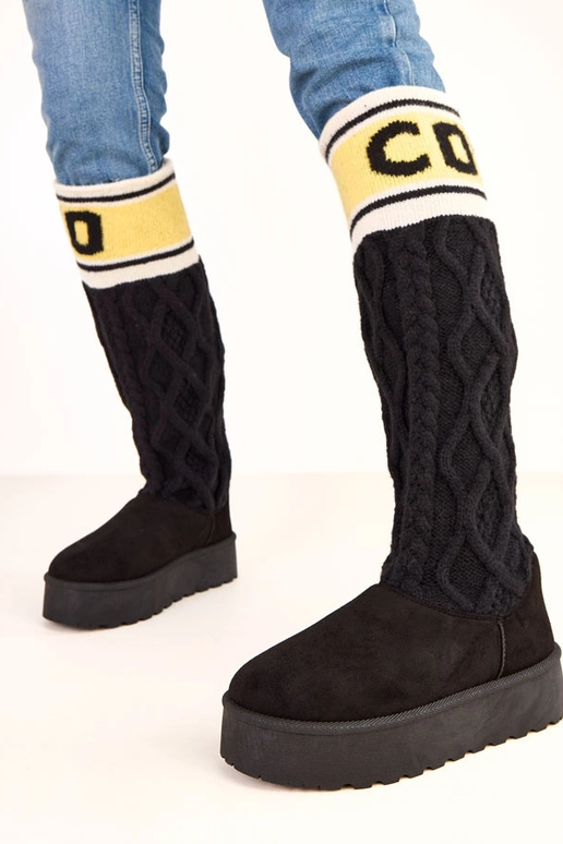 Botas de neve pretas com plataforma e... Botas de neve pretas com plataforma e...