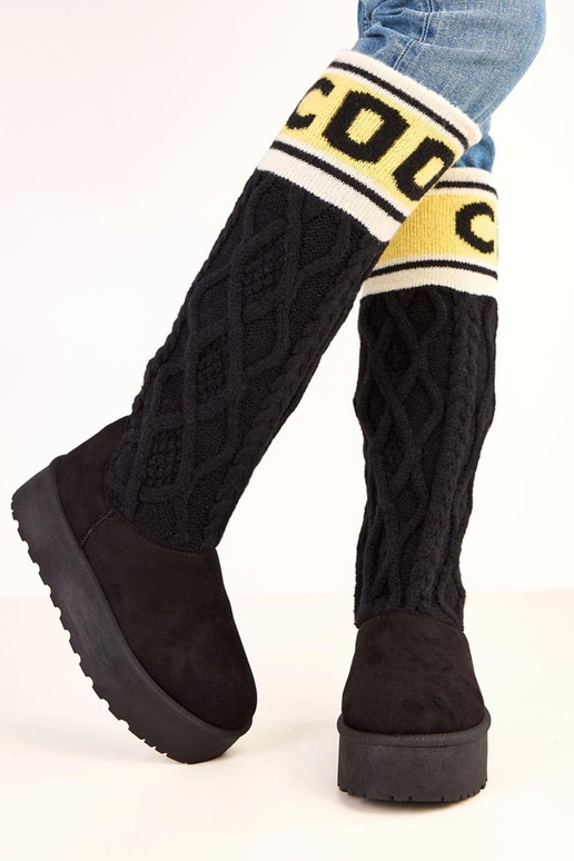 Botas de neve pretas com plataforma e... Botas de neve pretas com plataforma e...