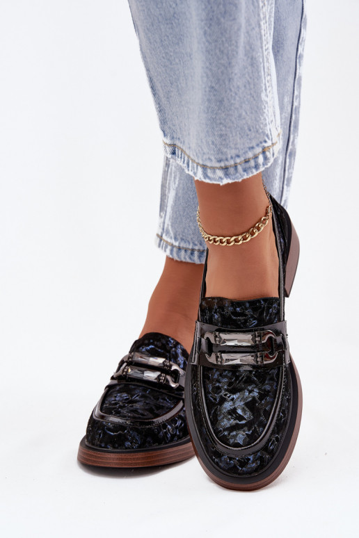 Pele Mocassins de camurça Feminino Com decorações Detalem D&A MR52-178 cor preta Pele Mocassins de camurça Feminino Com decorações Detalem D&A MR52-178 cor preta