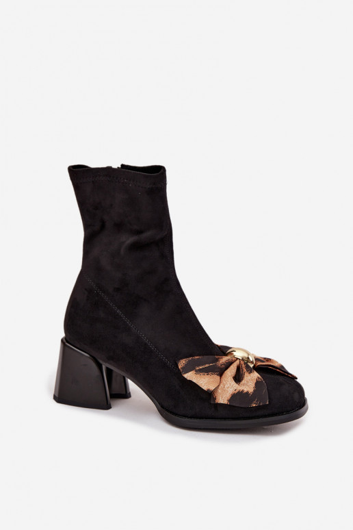 Botas femininas com fitas Klocke D&A JC52-827 cor preta Botas femininas com fitas Klocke D&A JC52-827 cor preta