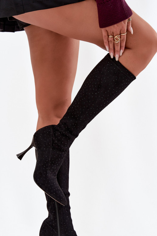 botas femininas com salto fino Com decoração D&A JC52-883 cor preta botas femininas com salto fino Com decoração D&A JC52-883 cor preta