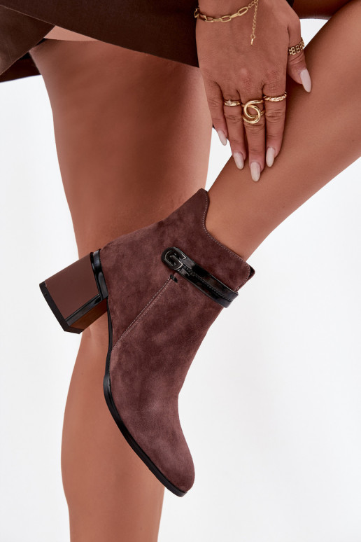 de camurça Pele Botas femininas com salto decorado aquecimento D&A CR52-650 cor marrom de camurça Pele Botas femininas com salto decorado aquecimento D&A CR52-650 cor marrom