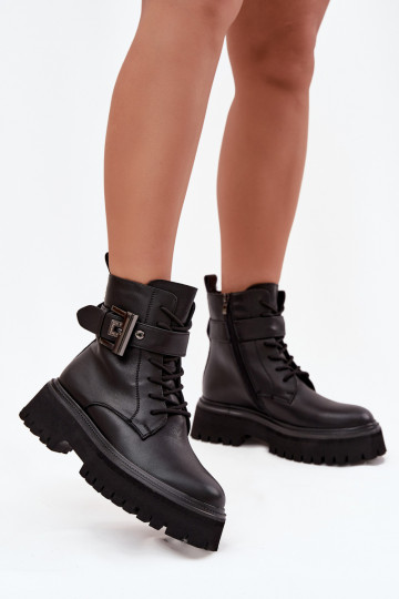 Botas de tornozelo femininas de couro sintético aquecidas decoradas com fivelas D&A MK52-032 pretas 2