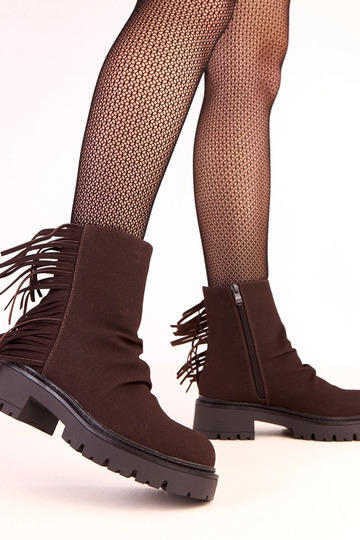 Botas de cano curto Silia chocolate com franjas em salto grosso 2