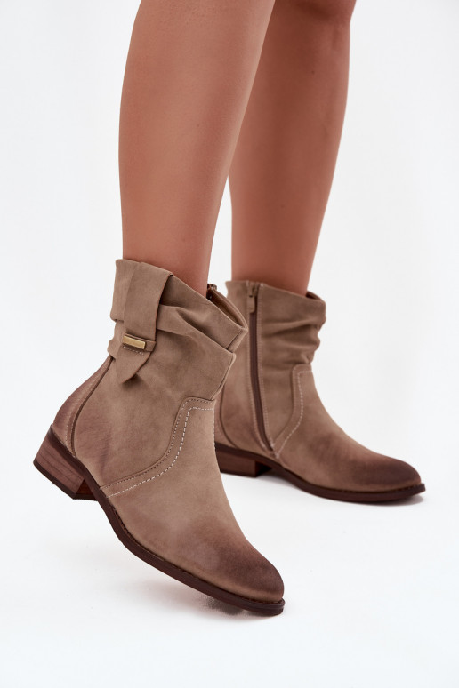 Botas femininas De salto baixo Com babados aquecimento cor cáqui Gracia Botas femininas De salto baixo Com babados aquecimento cor cáqui Gracia
