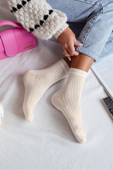 Meias Feminino com elementos abertos cor de marfim