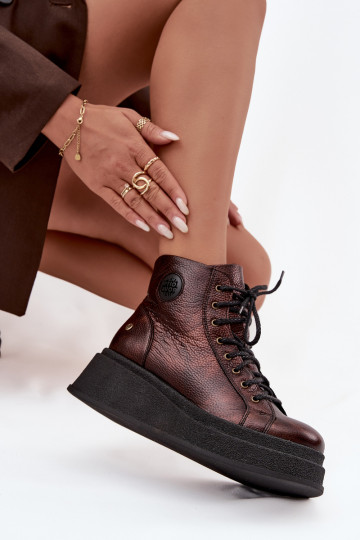 Pele Botas com uma plataforma Tem que serciejka 06309-32 cor metálica Brąz