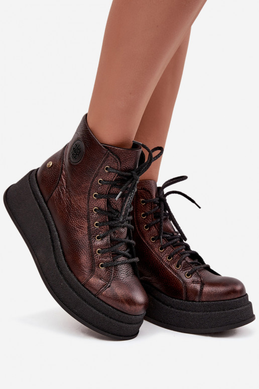 Pele Botas com uma plataforma Tem que serciejka 06309-32 cor metálica Brąz