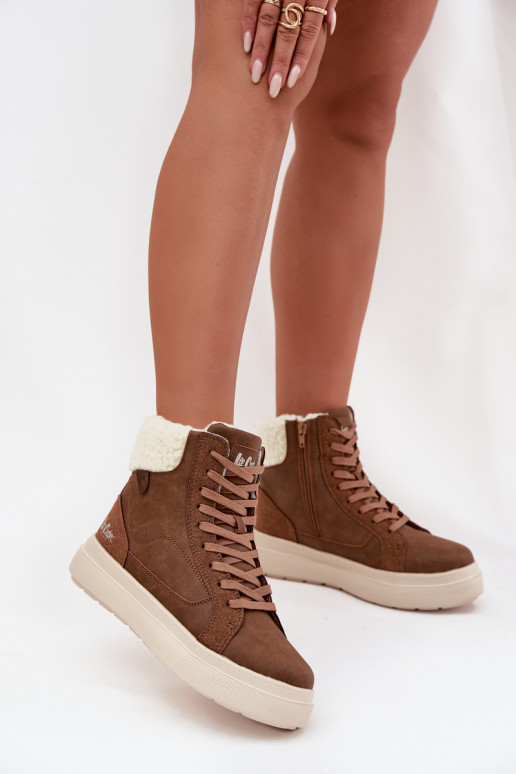 Botas de inverno Feminino com aquecimento Lee Cooper LCJ-25-01-3735 cor marrom Botas de inverno Feminino com aquecimento Lee Cooper LCJ-25-01-3735 cor marrom