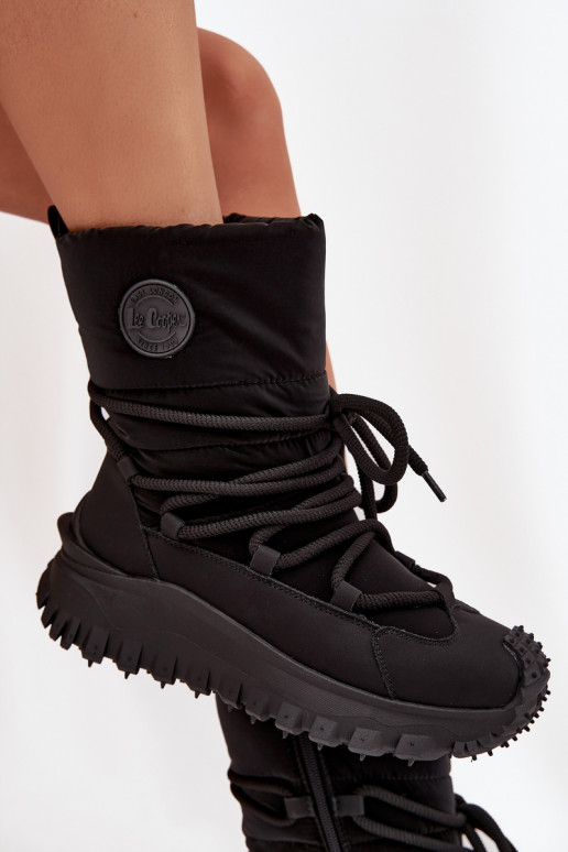 Pele Botas de neve com uma plataforma Lee Cooper LCJ-25-12-3660 cor preta