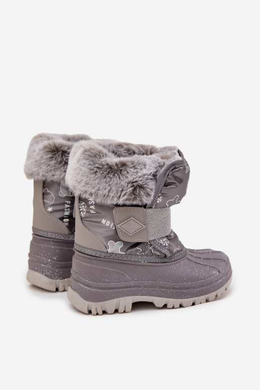 Botas de neve infantis com um casaco de pele com fixadores adesivos Lee Cooper LCJ-25-10-3788 cor cinza Botas de neve infantis com um casaco de pele com fixadores adesivos Lee Cooper LCJ-25-10-3788 cor cinza