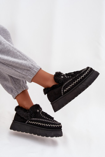 Botas femininas de neve com plataforma, pelagem e pompons na cor preta Ferayne