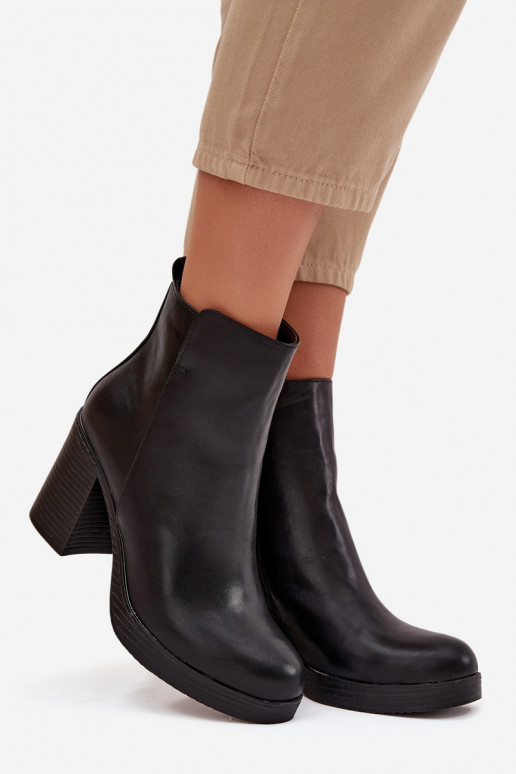 Botas femininas cor preta Ryselle