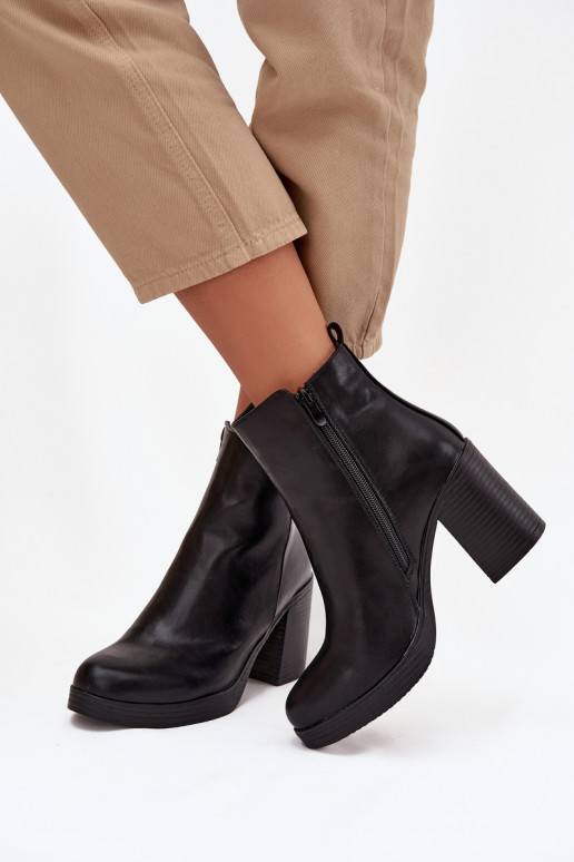 Botas femininas cor preta Ryselle