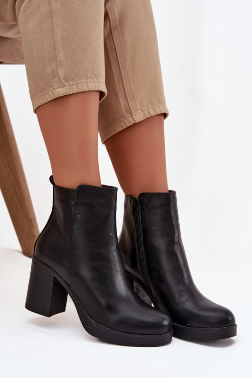 Botas femininas cor preta Ryselle