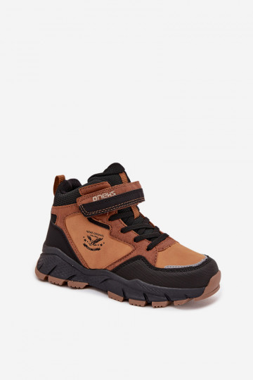 Botas de inverno para crianças "Trekas" com velcro, forrados, marrons, Miravie