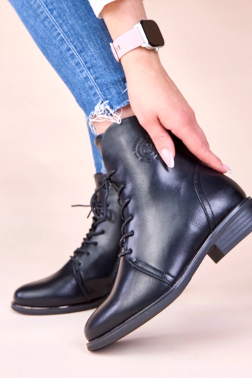 Botas quentes pretas amarradas com cadarços Eladia