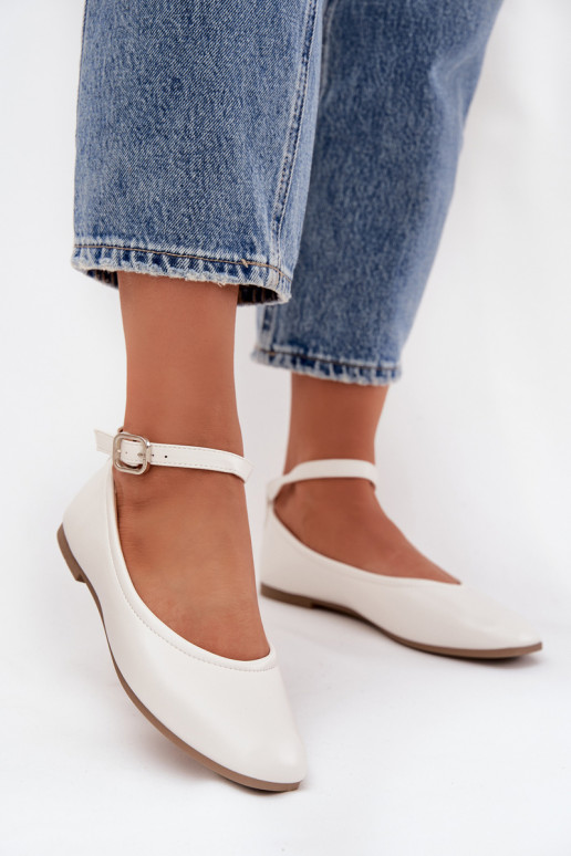 Bailarinas Feminino com alças I com fivelas cor branca Janelor