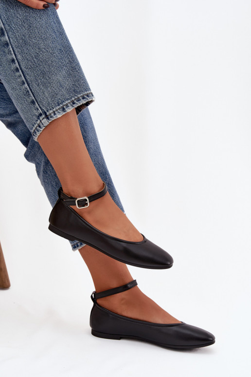 Bailarinas Feminino com alças I com fivelas cor preta Janelor