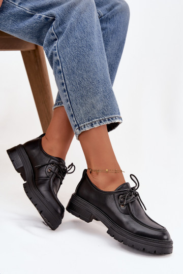Botas femininas de couro sintético na cor preta Adrelle