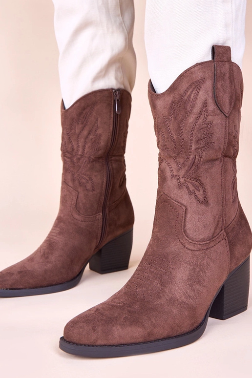 Botas de cowboy marrons de cano curto...