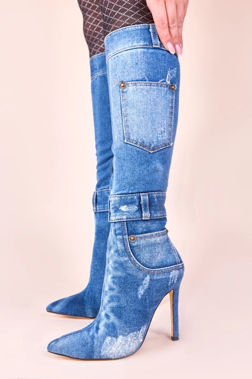 Botas de cano longo de jeans em salto...