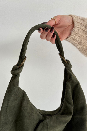 Bolsa de camurça natural na cor verde escuro Floriah