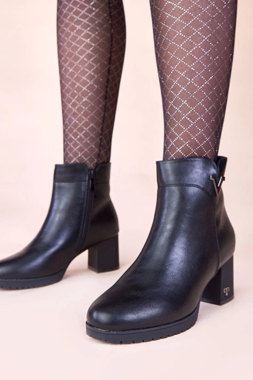 Botas de cano curto pretas com...