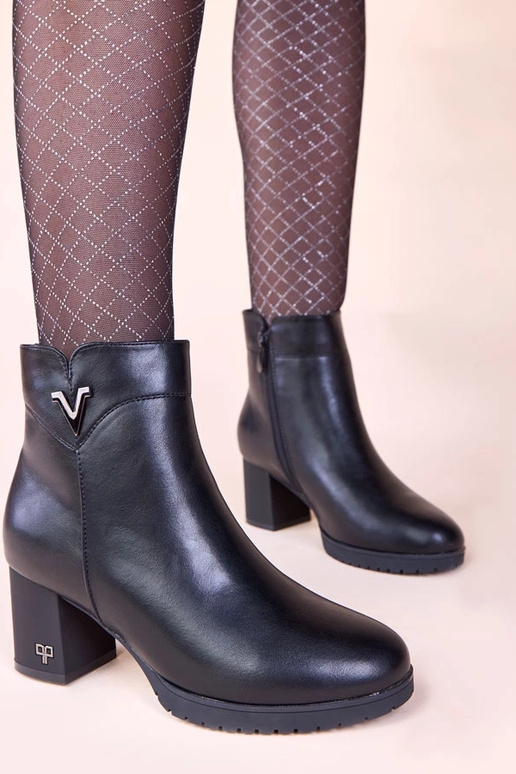 Botas de cano curto pretas com...