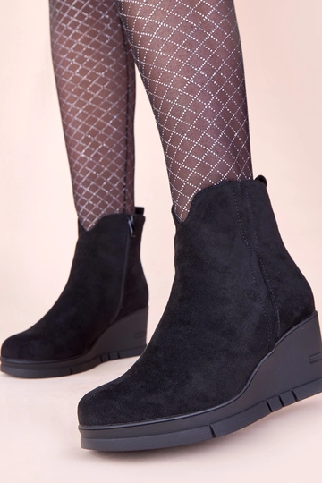 Botas de cano curto pretas com plataforma de camurça sintética Adala 2