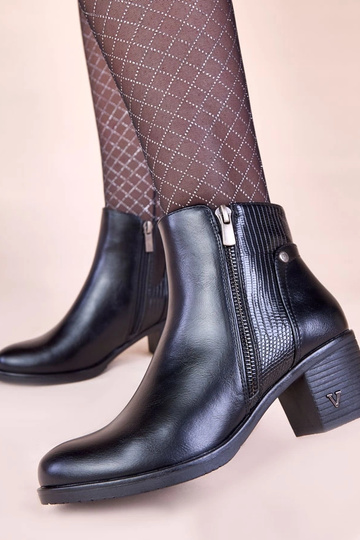 Botas de cano curto pretas com cano decorativo Keiria 2