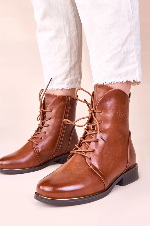 Botas de cano curto marrons com...