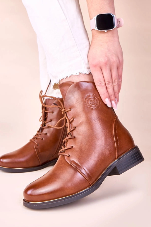 Botas de cano curto marrons com...