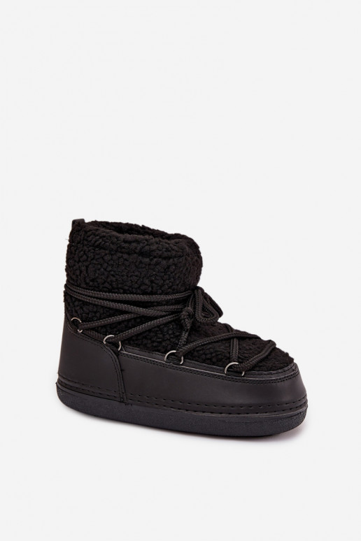 Botas de neve Feminino com um casaco de pele Typu Baranek com alças cor preta Belira