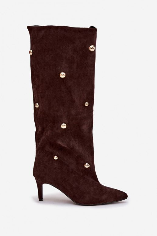 Um modelo atraente botas femininas com salto fino Ze cor douradami Ozdobami CzekoladoParae Thaliane