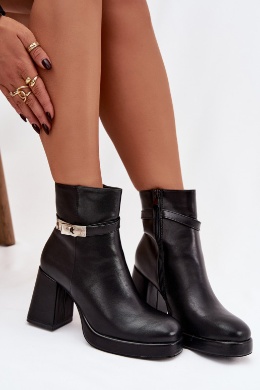 aquecimento Botas femininas com salto decorado cor preta Giordina