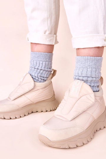 Botas de neve femininas cor areia com velcro Penny
