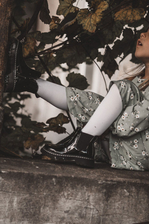 Botas infantis aquecidas com efeito verniz, cor preta Porky